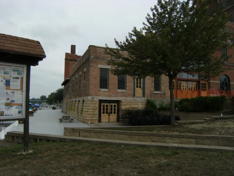 The remodeled Rockford Brewery building in Rockford_Ill_.JPG